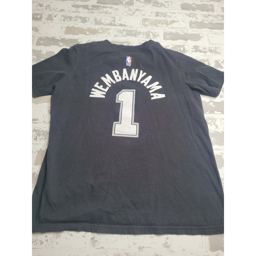 The Nike‎ Tee NBA San Antonio Spurs Wembanyama #1 Youth Large 14/16 - Picture 2 of 5